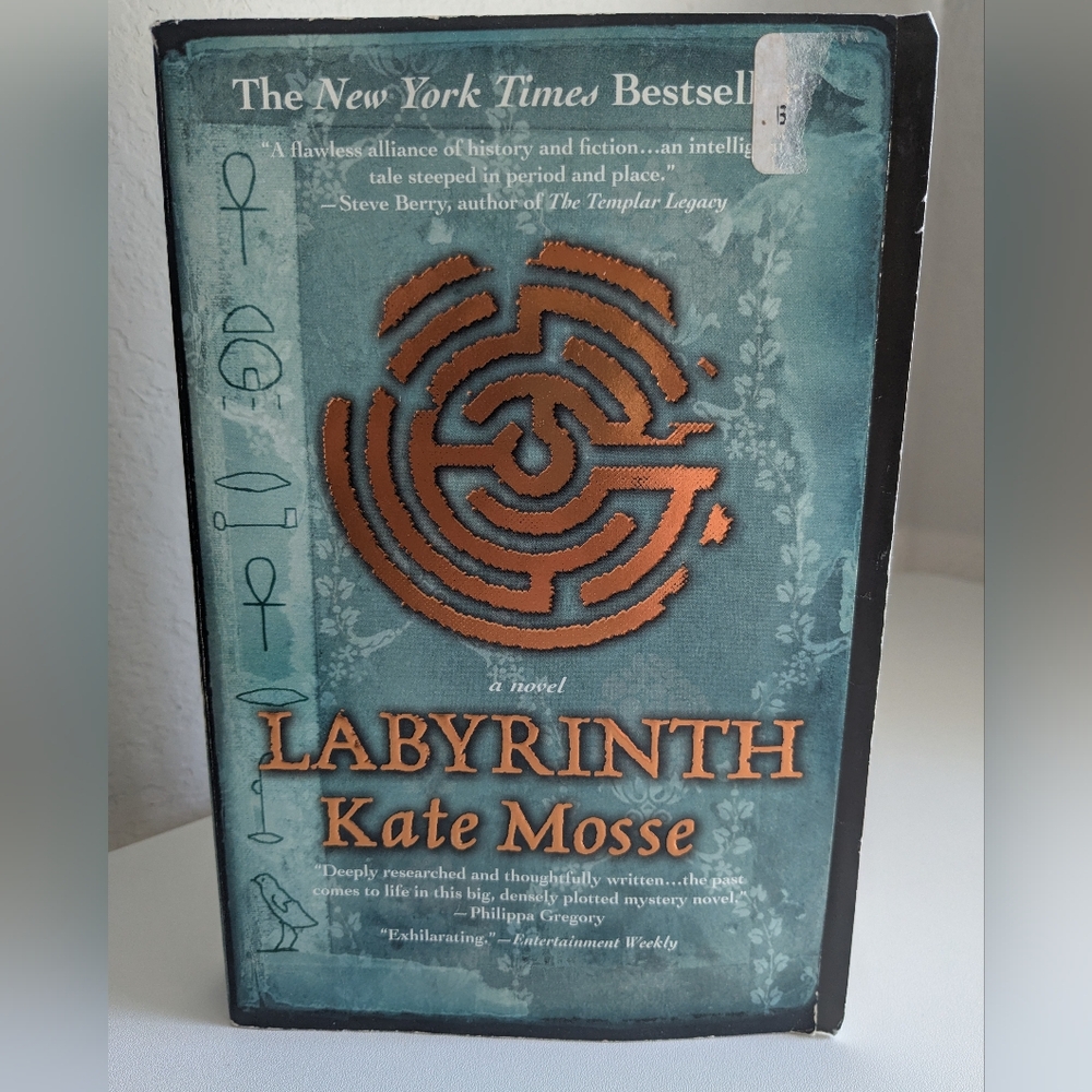 Labyrinth by Kate Mosse Paperback Good Condition